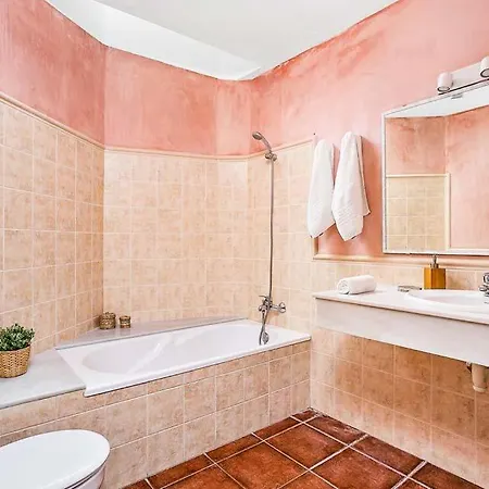 Cap D'artrutx Sleeps 6 Pool Air Con Wifi Cala en Bosc
